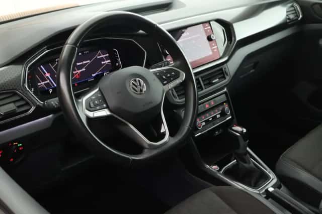 Volkswagen T-Cross (2020) thumbnail 3