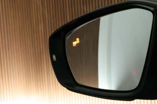 Volkswagen T-Cross (2020) thumbnail 6