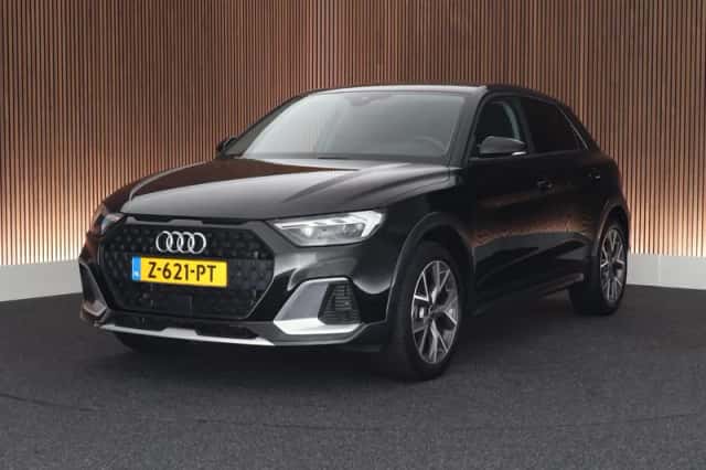 Audi A1 Allstreet (2023) thumbnail 1