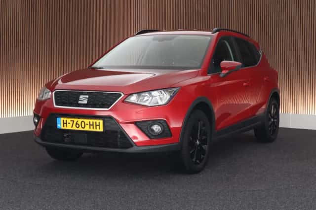 SEAT Arona (2017) thumbnail 1