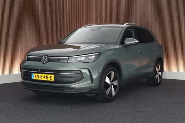 Volkswagen Tiguan (2024) thumbnail 1