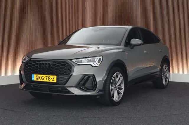 Audi Q3 Sportback (2021) thumbnail 1