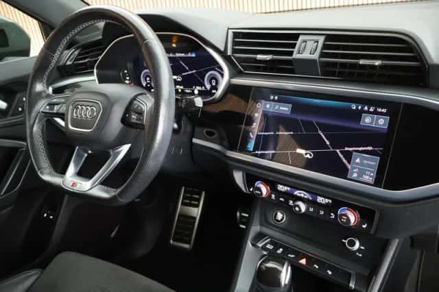 Audi Q3 Sportback (2021) thumbnail 3