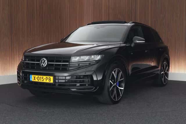 Volkswagen Touareg (2024) thumbnail 1