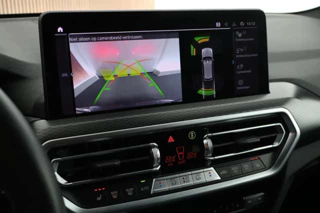 BMW X3 (2024) thumbnail 4