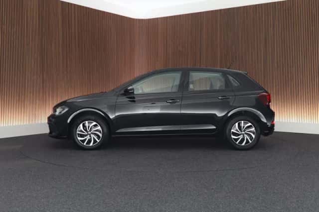 Volkswagen Polo (2023) thumbnail 4
