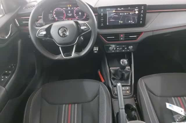 Škoda Scala (2024) thumbnail 2