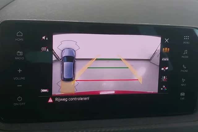 Škoda Scala (2024) thumbnail 4