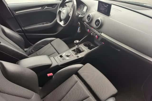 Audi A3 (2014) thumbnail 2
