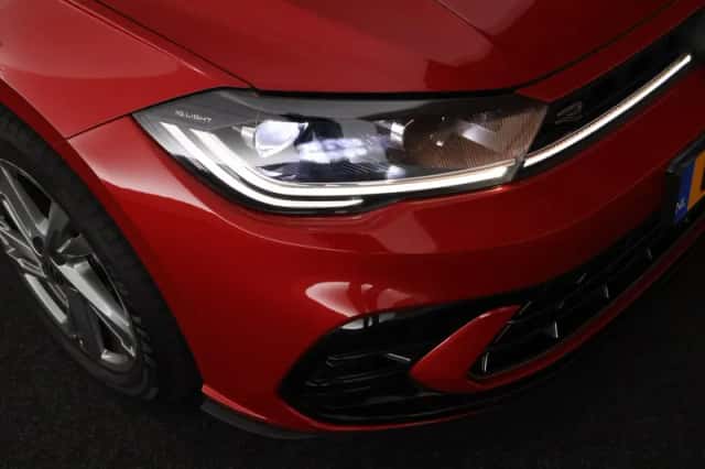Volkswagen Polo (2022) thumbnail 4