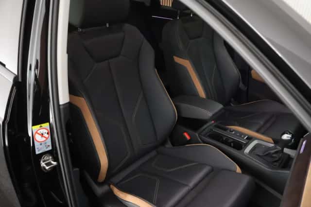 Audi Q3 (2021) thumbnail 2