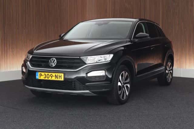 Volkswagen T-Roc (2021) thumbnail 1