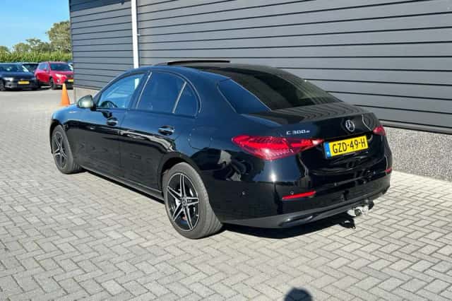 Mercedes-Benz C-Klasse (2022) thumbnail 2