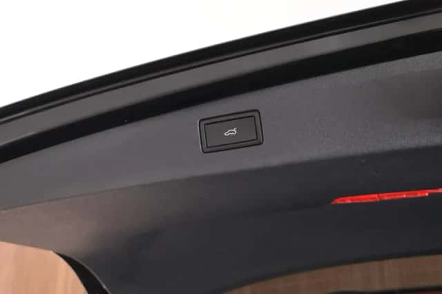Volkswagen Tiguan (2025) thumbnail 6
