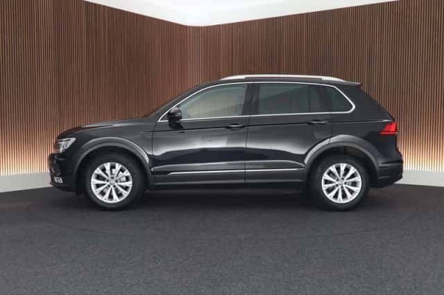Volkswagen Tiguan (2017) thumbnail 6