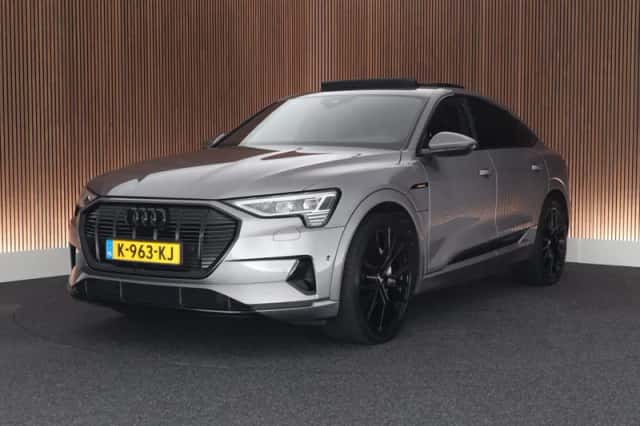 Audi e-tron Sportback (2020) thumbnail 1