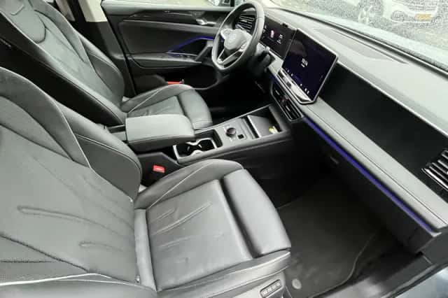 Volkswagen Tiguan (2024) thumbnail 5