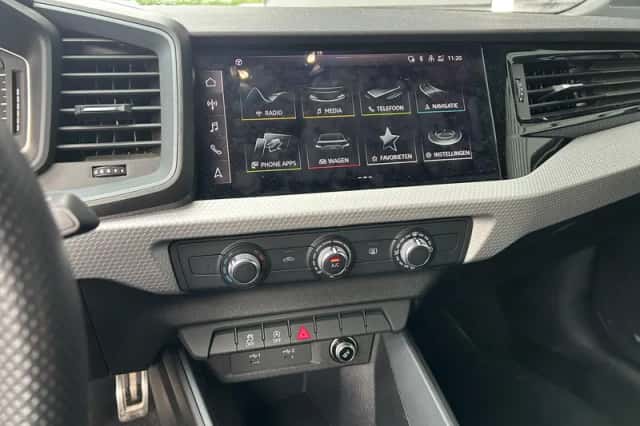 Audi A1 (2023) thumbnail 6
