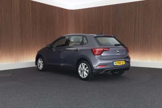 Volkswagen Polo (2022) thumbnail 5