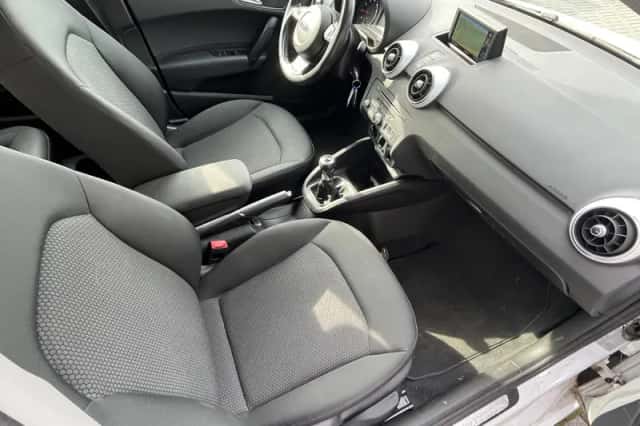 Audi A1 (2015) thumbnail 4