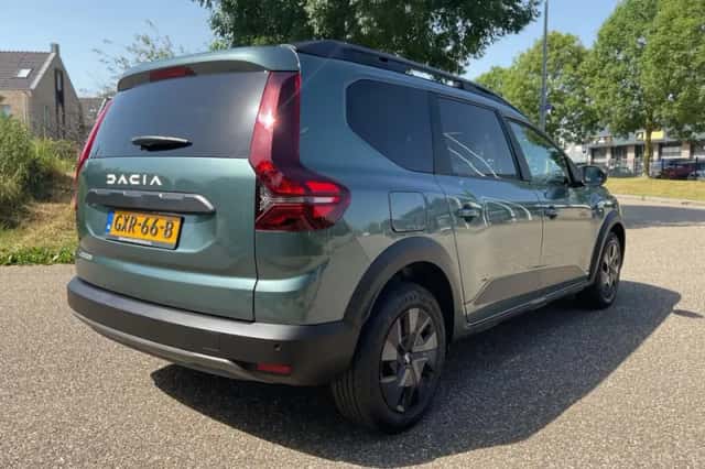 Dacia Jogger (2024) thumbnail 4