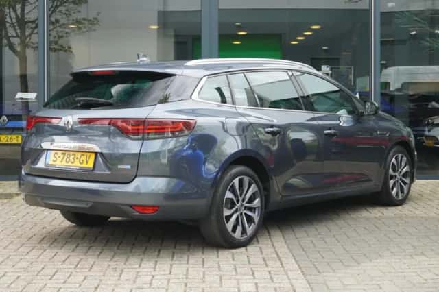 Renault Mégane (2023) thumbnail 3