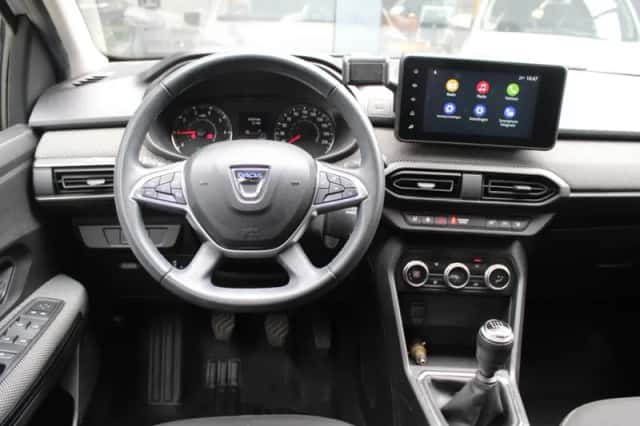 Dacia Jogger (2022) thumbnail 2