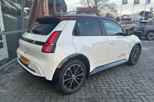 Renault 5 (2025) thumbnail 4
