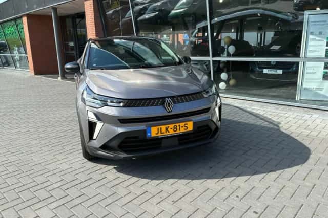Renault Captur (2025) thumbnail 5