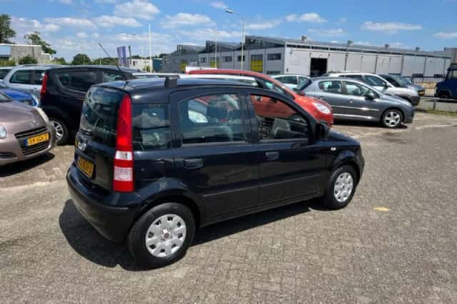 Fiat Panda (2010) thumbnail 6