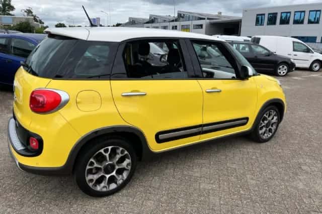 Fiat 500L (2013) thumbnail 6