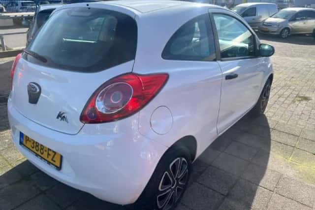 Ford Ka (2012) thumbnail 6