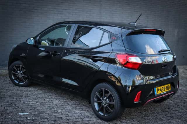 Hyundai i10 (2022) thumbnail 2