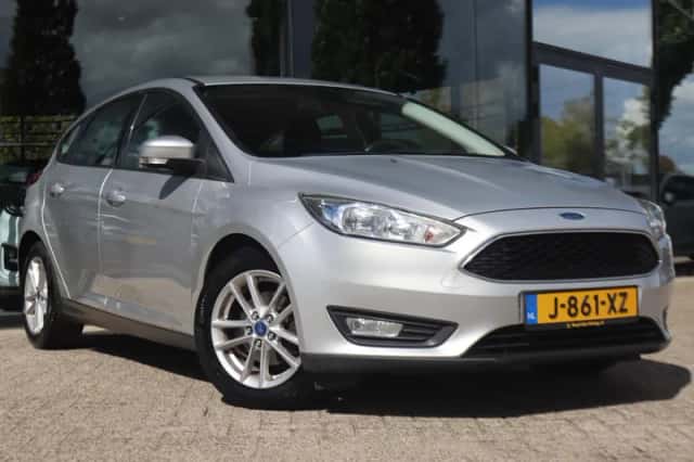 Ford Focus (2015) thumbnail 4