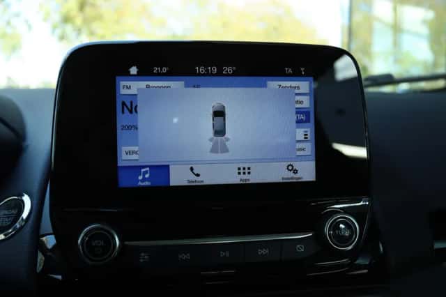 Ford EcoSport (2018) thumbnail 6