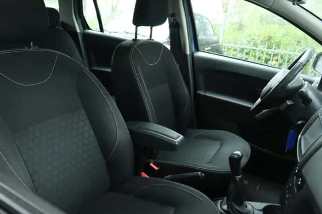 Dacia Logan (2016) thumbnail 5