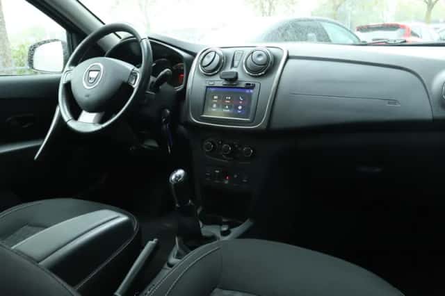 Dacia Logan (2016) thumbnail 6
