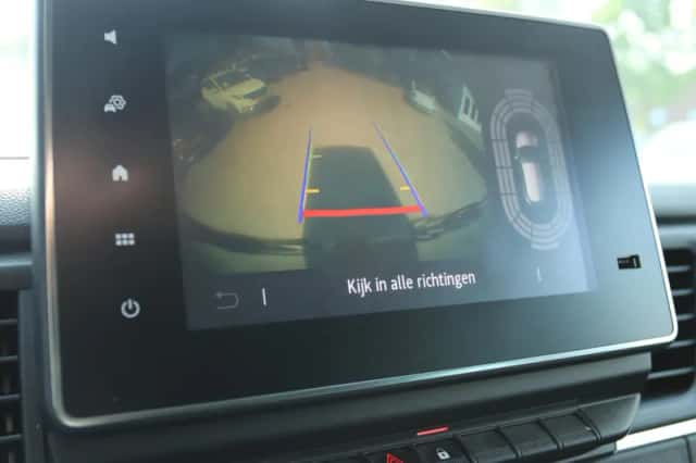 Renault Trafic (2022) thumbnail 6