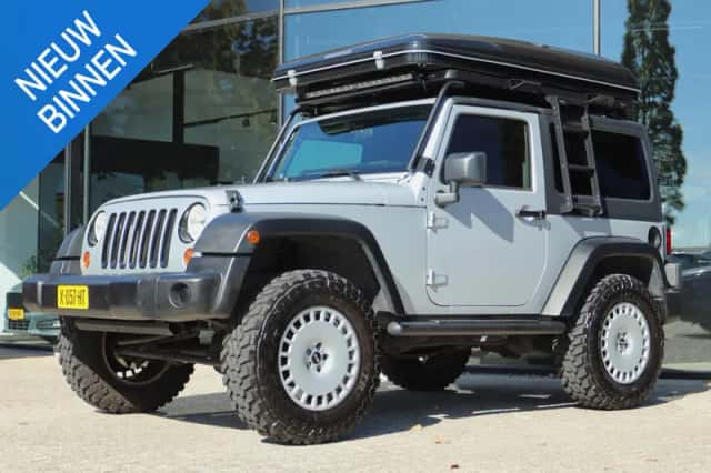 Jeep Wrangler (2008) thumbnail 1