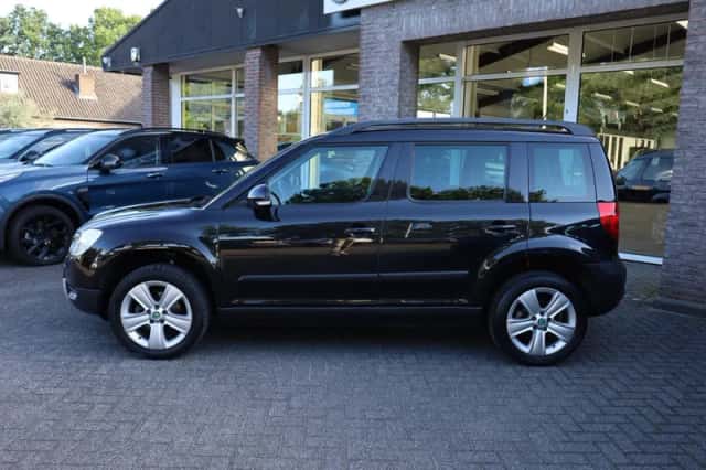 Škoda Yeti (2013) thumbnail 2