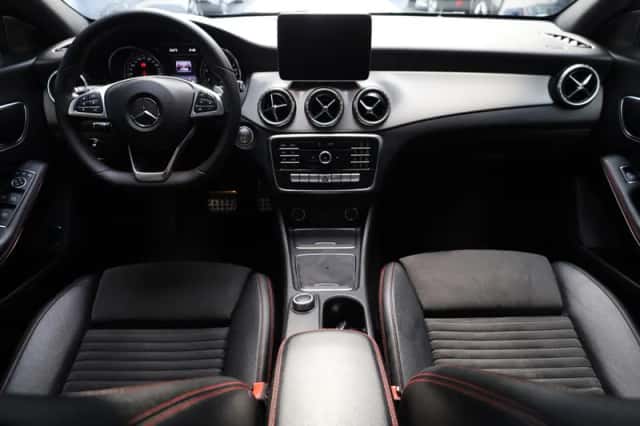 Mercedes-Benz CLA-Klasse (2018) thumbnail 6