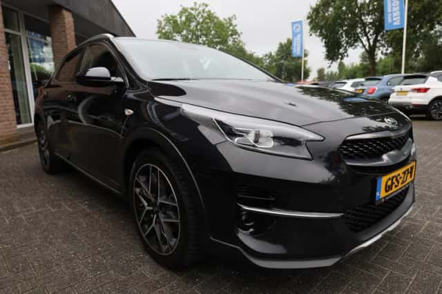Kia XCeed (2022) thumbnail 3