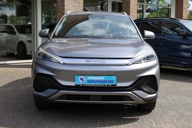 BYD Atto 3 (2023) thumbnail 4