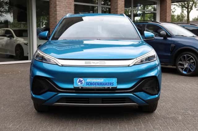 BYD Atto 3 (2023) thumbnail 4