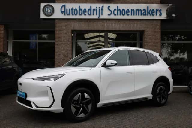 Geely E5 (2026) thumbnail 1