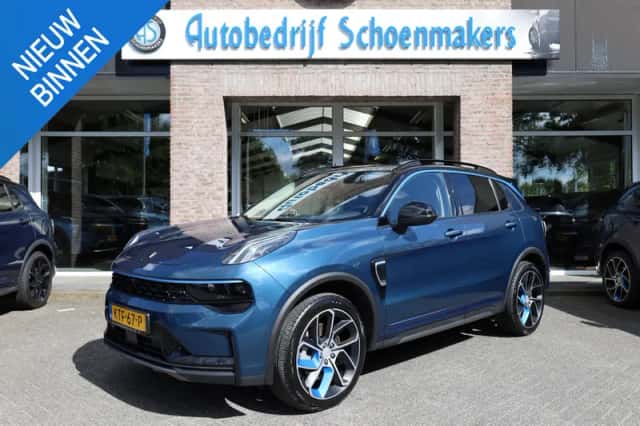 Lynk & Co 01 (2022) thumbnail 1