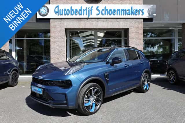 Lynk & Co 01 (2023) thumbnail 1