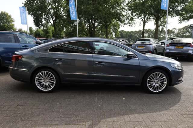 Volkswagen CC (2015) thumbnail 3