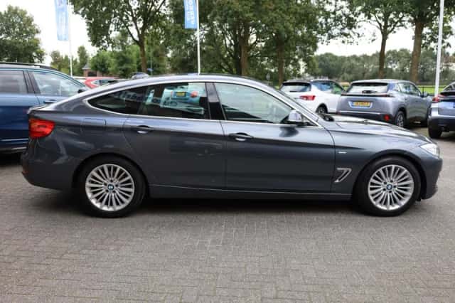BMW 3-Serie (2014) thumbnail 2