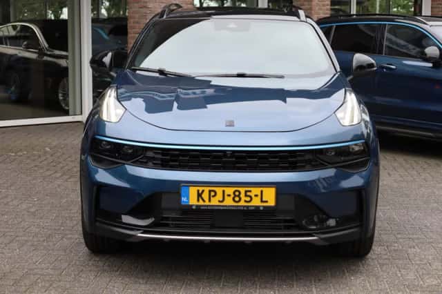 Lynk & Co 01 (2023) thumbnail 5
